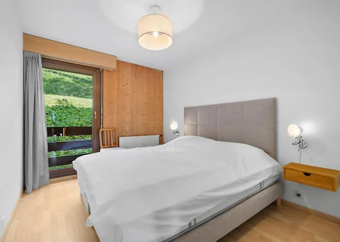 Lion 107 Sur La Place Du Village A Apartamento *